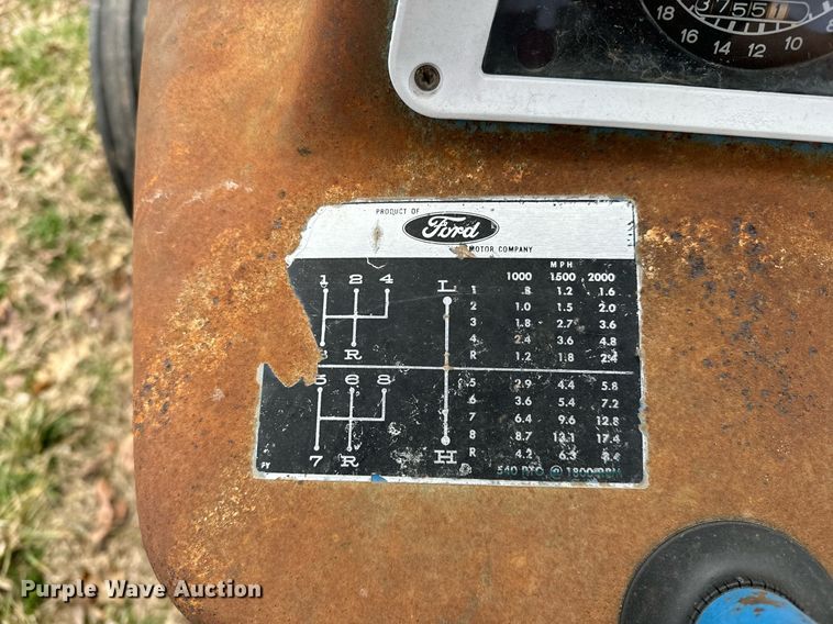 image for item OM9872 1971 Ford 3000 tractor