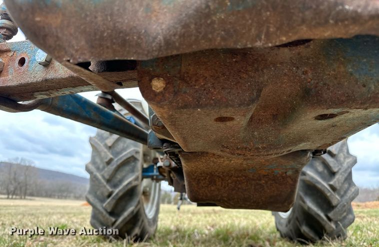 image for item OM9872 1971 Ford 3000 tractor