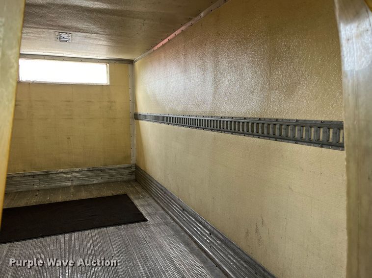 image for item DH8593 2013 Isuzu NRR box truck