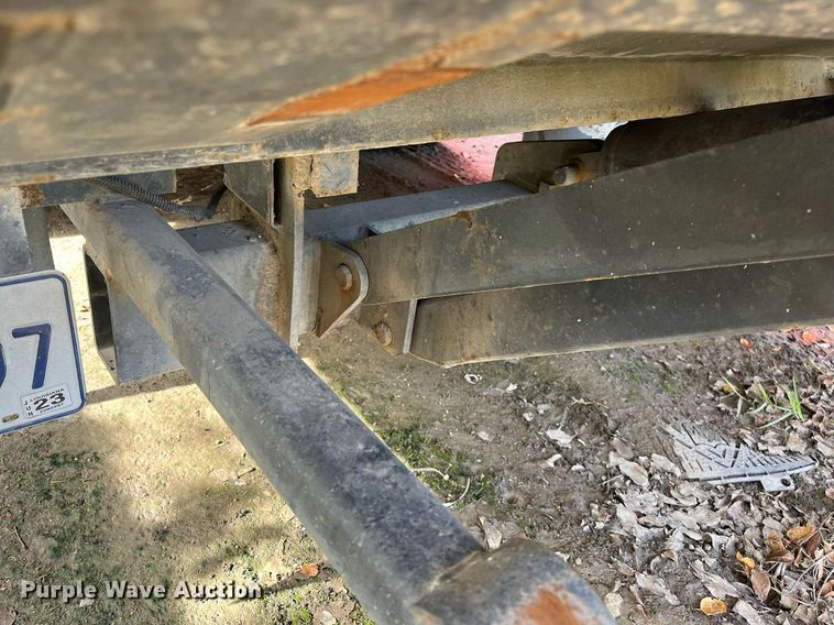 image for item DH8593 2013 Isuzu NRR box truck