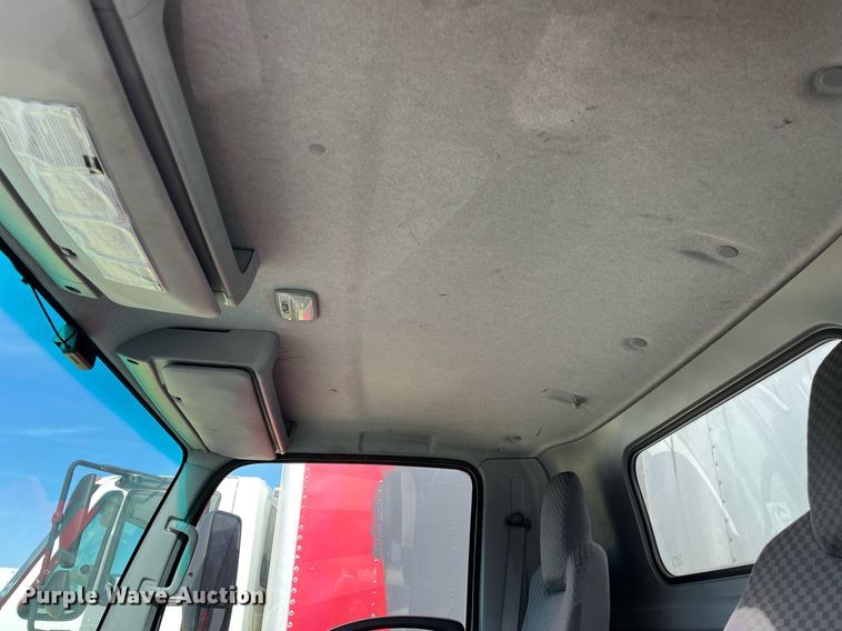 image for item DH8593 2013 Isuzu NRR box truck