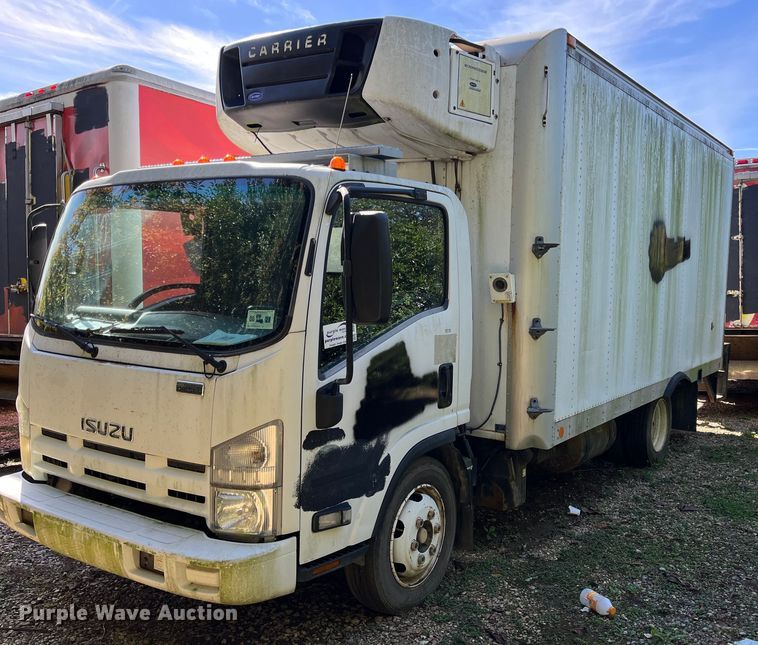 image for item DH8595 2013 Isuzu NRR refrigerated truck