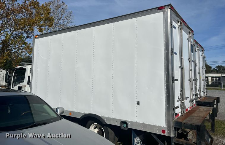 image for item DH8603 2013 Isuzu NRR refrigerated truck