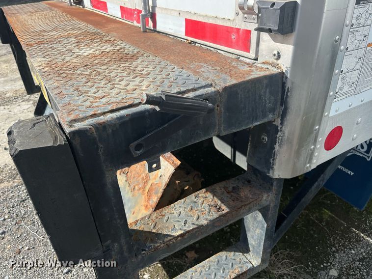 image for item DH8603 2013 Isuzu NRR refrigerated truck