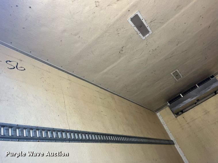 image for item DH8610 2013 Isuzu NRR refrigerated truck