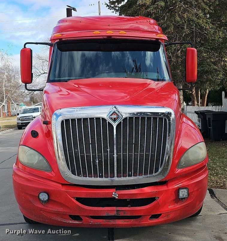 image for item DK0544 2011 International ProStar Premium Eagle   semi truck