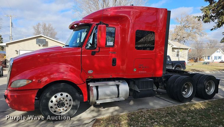 image for item DK0544 2011 International ProStar Premium Eagle   semi truck