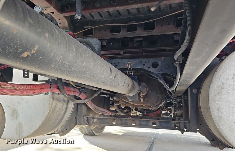 image for item DK0544 2011 International ProStar Premium Eagle   semi truck