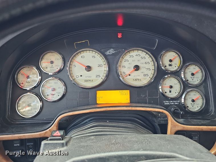 image for item DK0544 2011 International ProStar Premium Eagle   semi truck