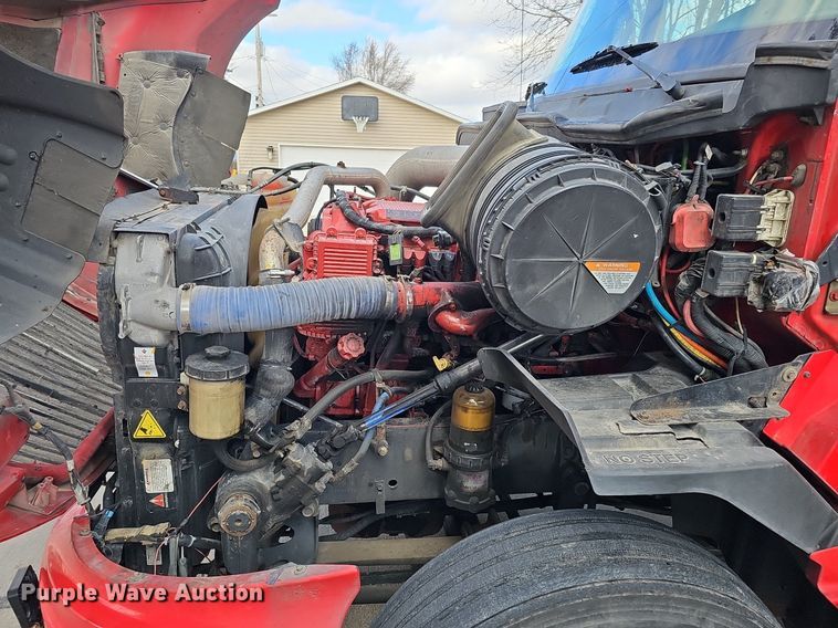 image for item DK0544 2011 International ProStar Premium Eagle   semi truck