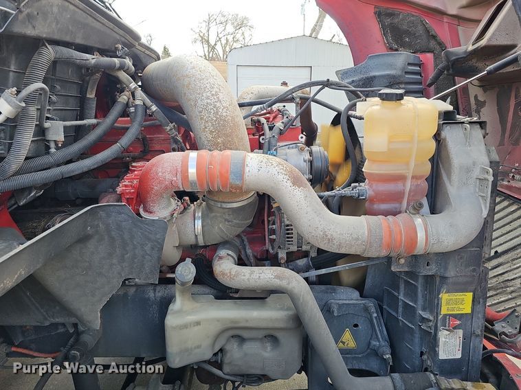 image for item DK0544 2011 International ProStar Premium Eagle   semi truck