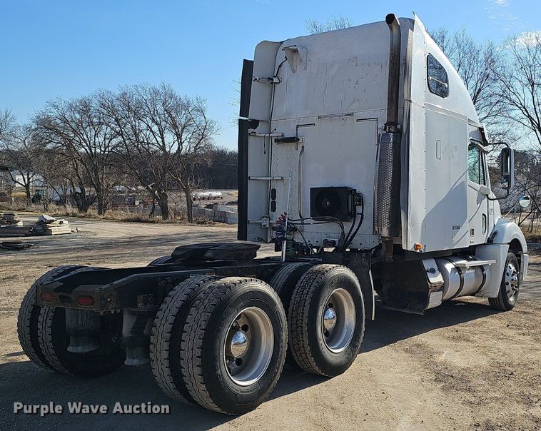 image for item DK0565 2007 Freightliner Columbia semi truck