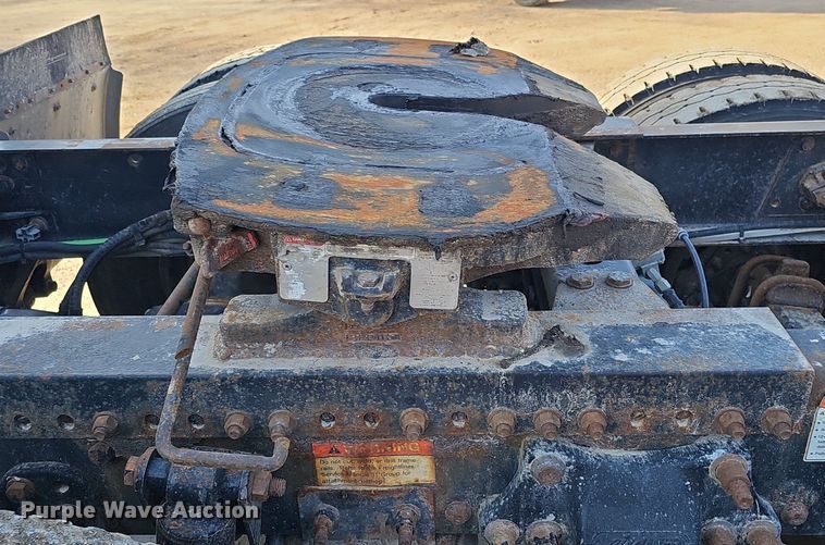 image for item DK0565 2007 Freightliner Columbia semi truck