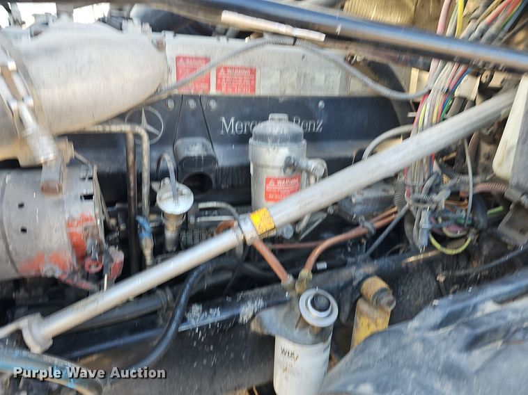 image for item DK0565 2007 Freightliner Columbia semi truck