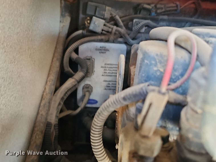 image for item DK0565 2007 Freightliner Columbia semi truck