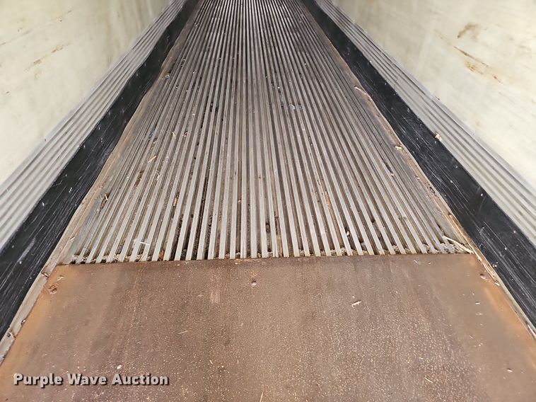 image for item DK0599 2005 Wabash National Arctic Lite RFKWHSA refrigerated van trailer