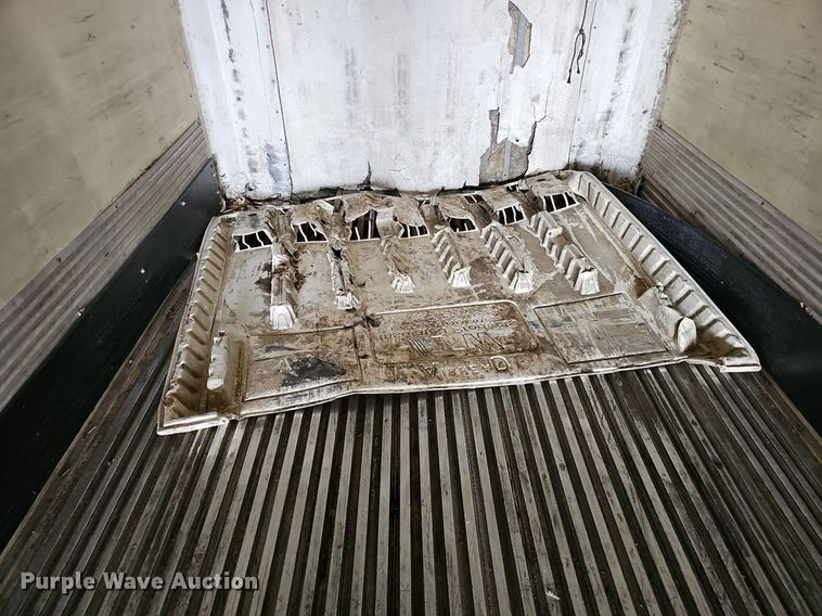 image for item DK0599 2005 Wabash National Arctic Lite RFKWHSA refrigerated van trailer