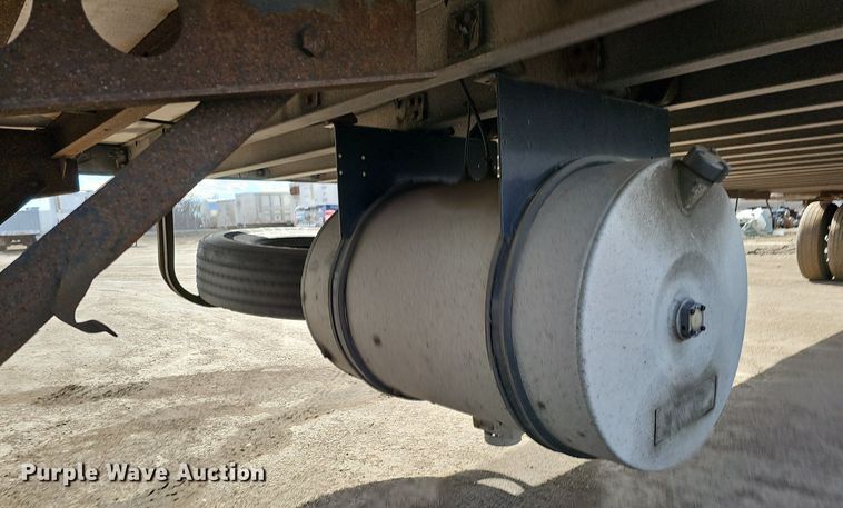 image for item DK0599 2005 Wabash National Arctic Lite RFKWHSA refrigerated van trailer