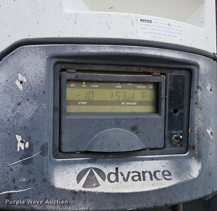 image for item DK0600 2006 Wabash National Arctic Lite RFLWHSA refrigerated van trailer