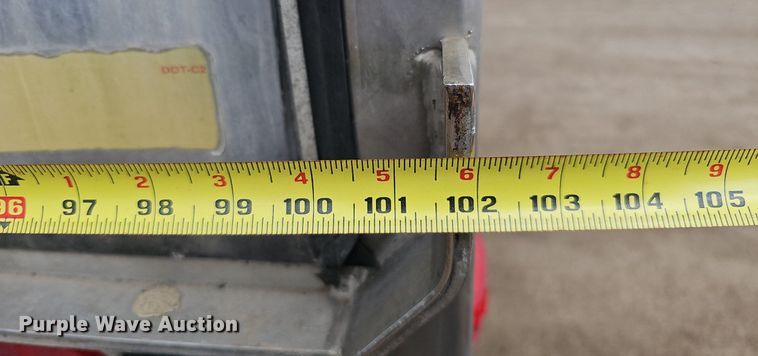 image for item DK0600 2006 Wabash National Arctic Lite RFLWHSA refrigerated van trailer