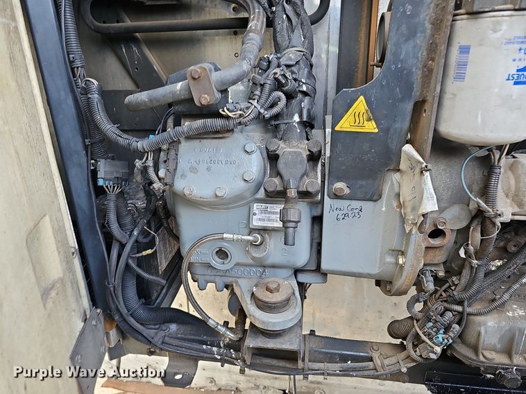 image for item DK0600 2006 Wabash National Arctic Lite RFLWHSA refrigerated van trailer