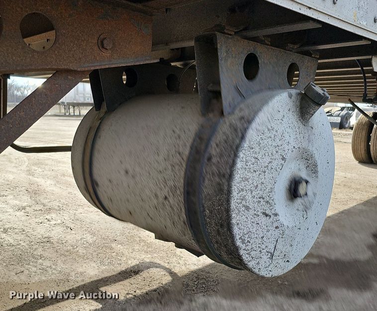 image for item DK0600 2006 Wabash National Arctic Lite RFLWHSA refrigerated van trailer