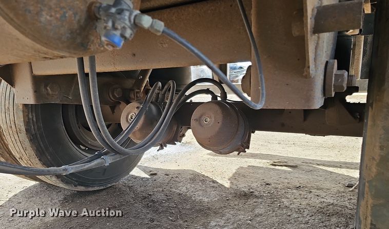 image for item DK0600 2006 Wabash National Arctic Lite RFLWHSA refrigerated van trailer