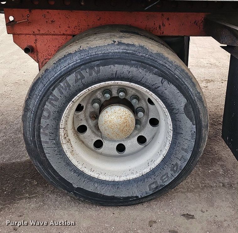 image for item DK0600 2006 Wabash National Arctic Lite RFLWHSA refrigerated van trailer