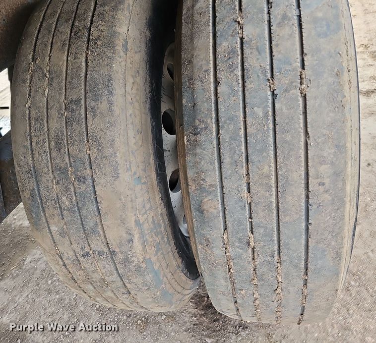 image for item DK0600 2006 Wabash National Arctic Lite RFLWHSA refrigerated van trailer