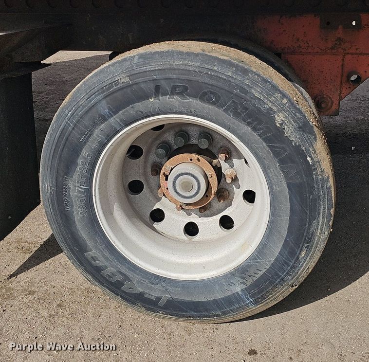 image for item DK0600 2006 Wabash National Arctic Lite RFLWHSA refrigerated van trailer