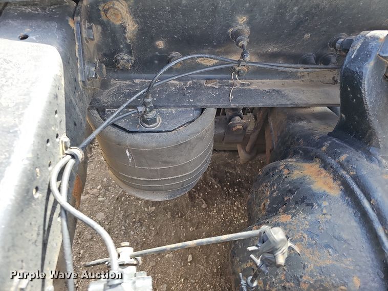 image for item DK0601 1986 Freightliner FLC semi truck