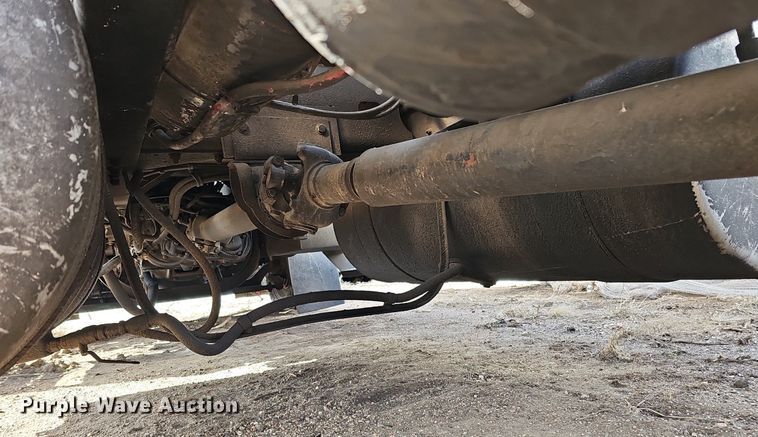 image for item DK0601 1986 Freightliner FLC semi truck