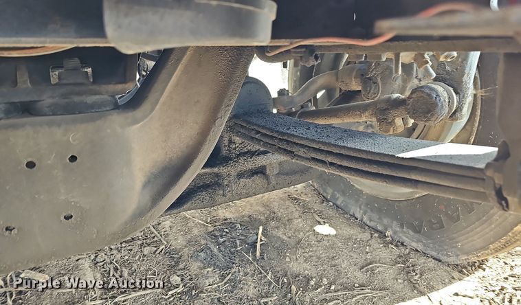 image for item DK0601 1986 Freightliner FLC semi truck