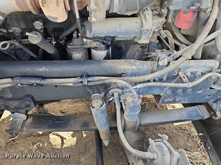 image for item DK0601 1986 Freightliner FLC semi truck