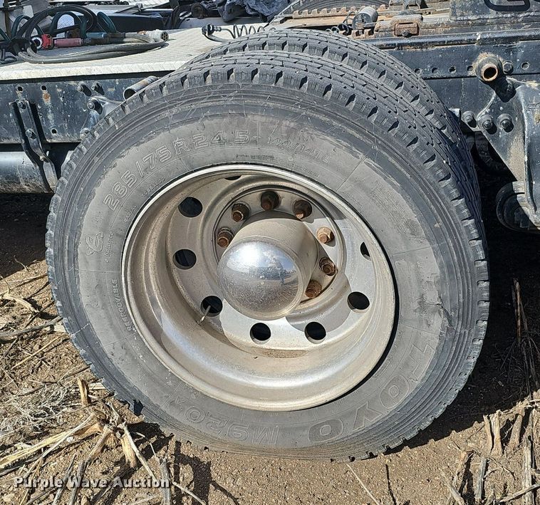 image for item DK0601 1986 Freightliner FLC semi truck