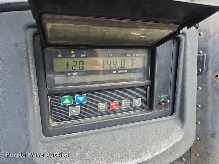 image for item DK0602 2000 Wabash National RFCVHSA refrigerated van trailer