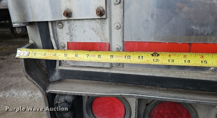 image for item DK0602 2000 Wabash National RFCVHSA refrigerated van trailer