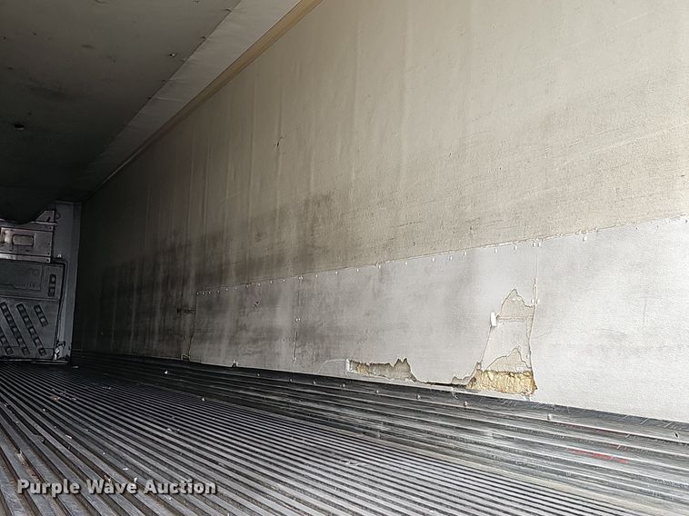 image for item DK0602 2000 Wabash National RFCVHSA refrigerated van trailer