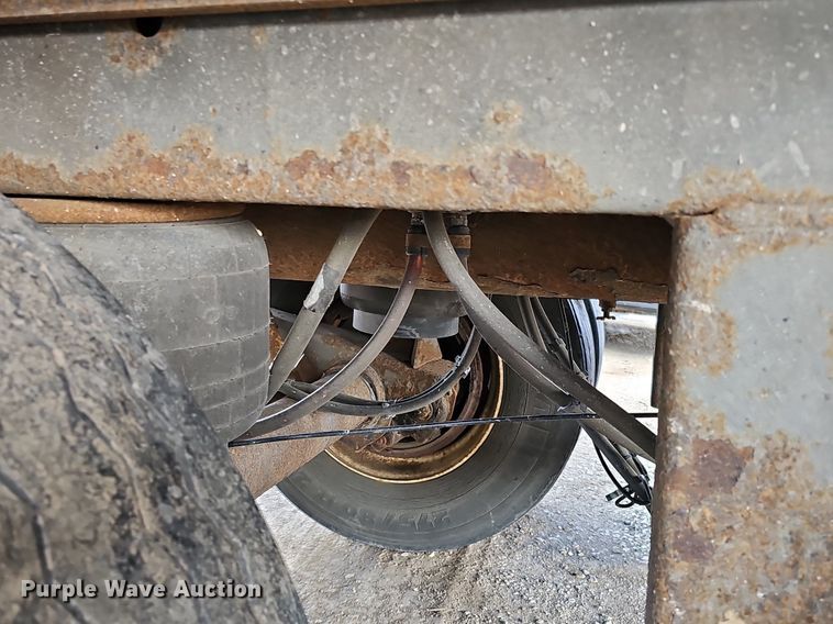 image for item DK0602 2000 Wabash National RFCVHSA refrigerated van trailer