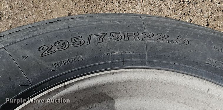 image for item DK0602 2000 Wabash National RFCVHSA refrigerated van trailer