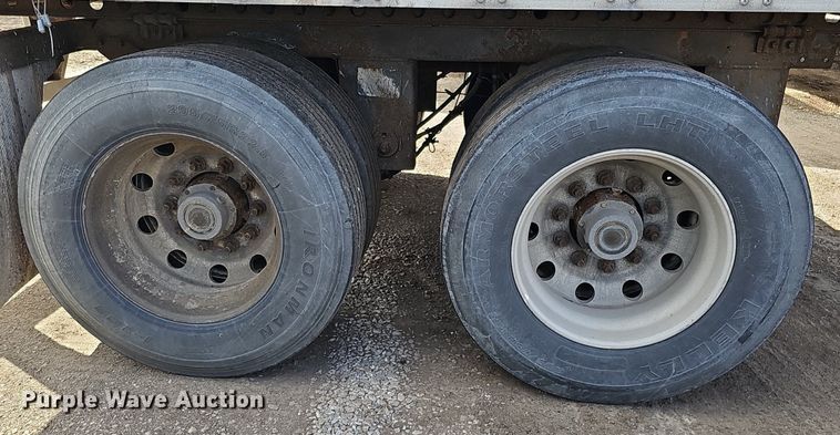 image for item DK0602 2000 Wabash National RFCVHSA refrigerated van trailer