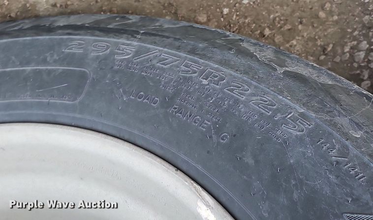 image for item DK0602 2000 Wabash National RFCVHSA refrigerated van trailer