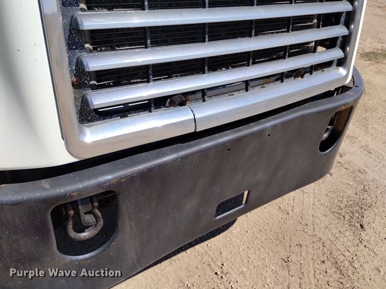 image for item DK8831 2006 Mack CXN613 semi truck