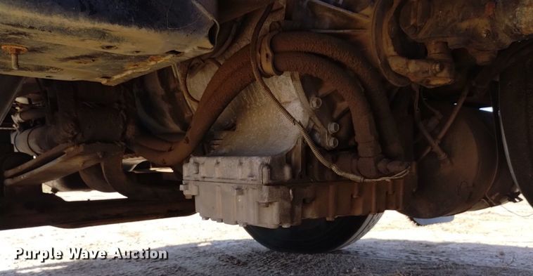 image for item DK8831 2006 Mack CXN613 semi truck