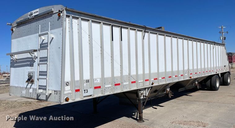 image for item DM2706 2007 Cornhusker 800ALSSR-53006-5859 grain trailer