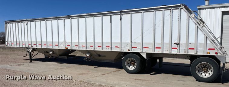 image for item DM2706 2007 Cornhusker 800ALSSR-53006-5859 grain trailer