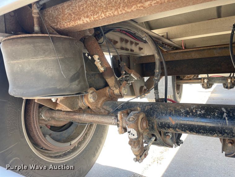 image for item DM2706 2007 Cornhusker 800ALSSR-53006-5859 grain trailer