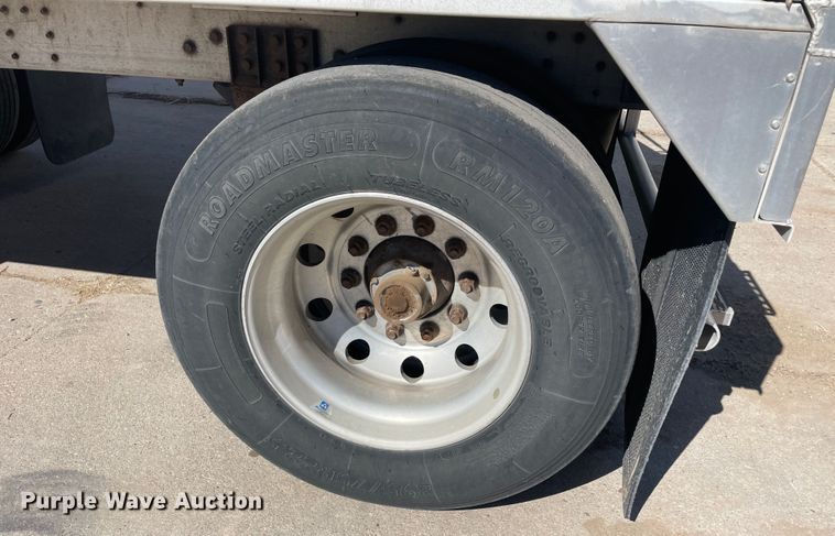 image for item DM2706 2007 Cornhusker 800ALSSR-53006-5859 grain trailer