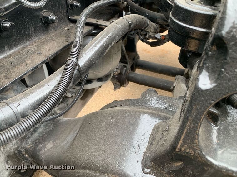 image for item DM7767 2009 Kenworth T800 semi truck