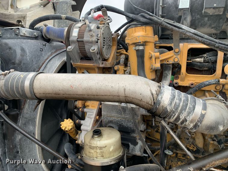 image for item DM7767 2009 Kenworth T800 semi truck